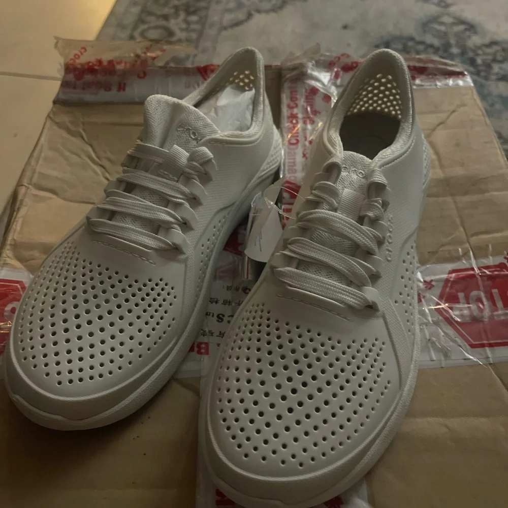 Crocs - Picture 5 of 5